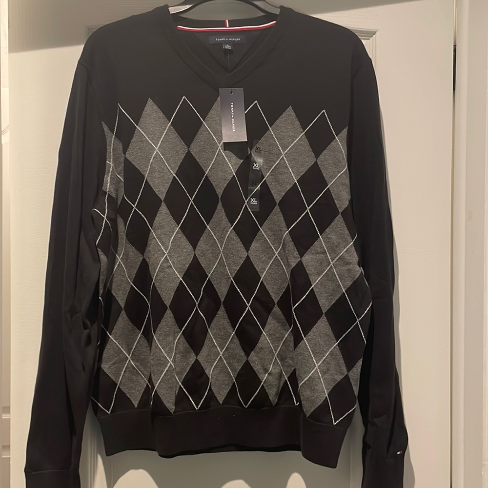 TOMMY SWEATER